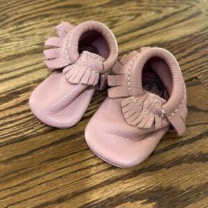 Freshly picked size 2 pink moccasin like new